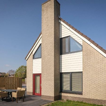Spacious Bungalow In The Cosy Village 더콕스도르프 외부 사진