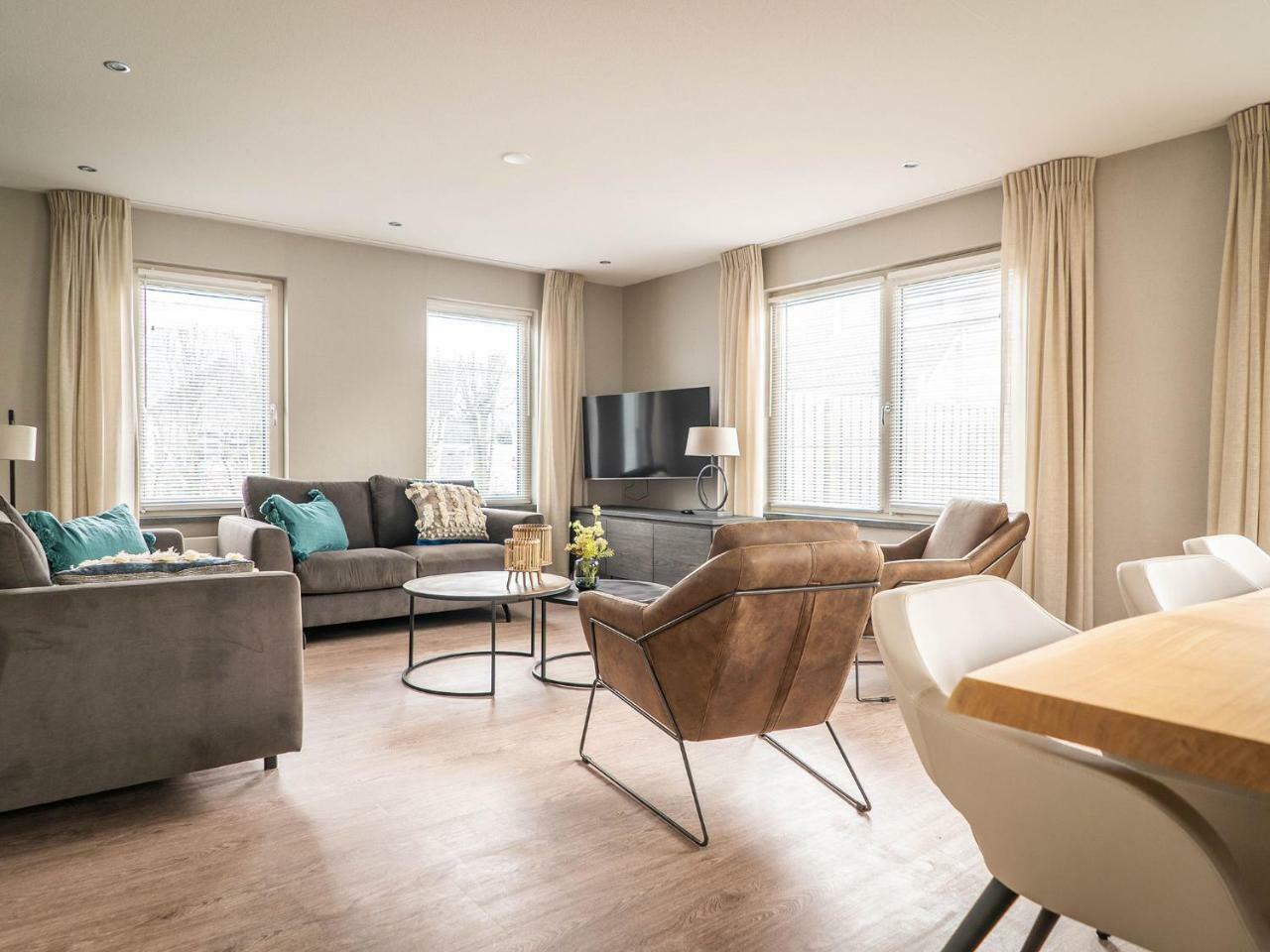 Spacious Bungalow In The Cosy Village 더콕스도르프 외부 사진