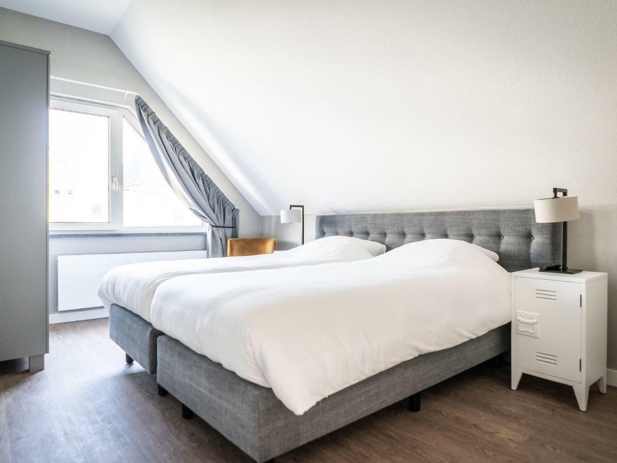 Spacious Bungalow In The Cosy Village 더콕스도르프 외부 사진